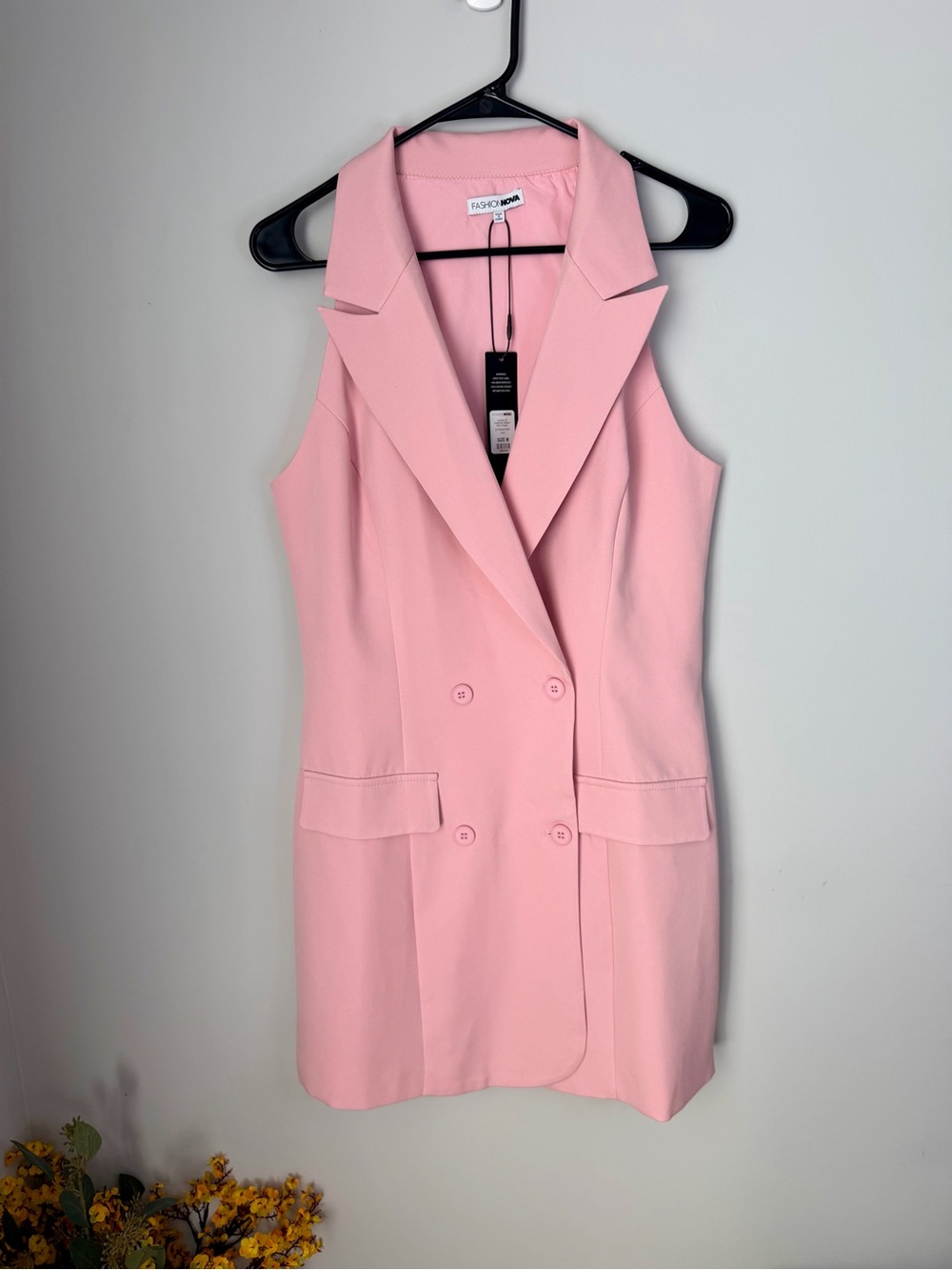 Fashion Nova Sleeveless Pink Double-Breasted Blazer Dress - Picture 4 of 5
